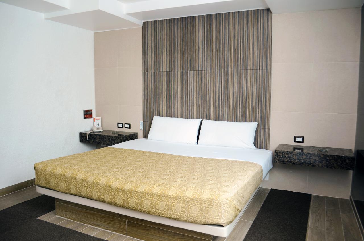 Hotel Santa Cruz เม็กซิโกซิตี้ ภายนอก รูปภาพ