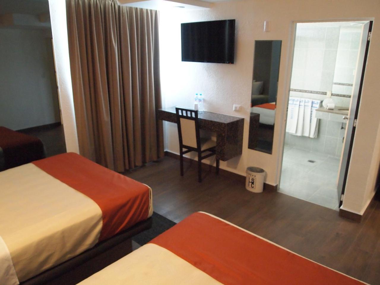 Hotel Santa Cruz เม็กซิโกซิตี้ ภายนอก รูปภาพ